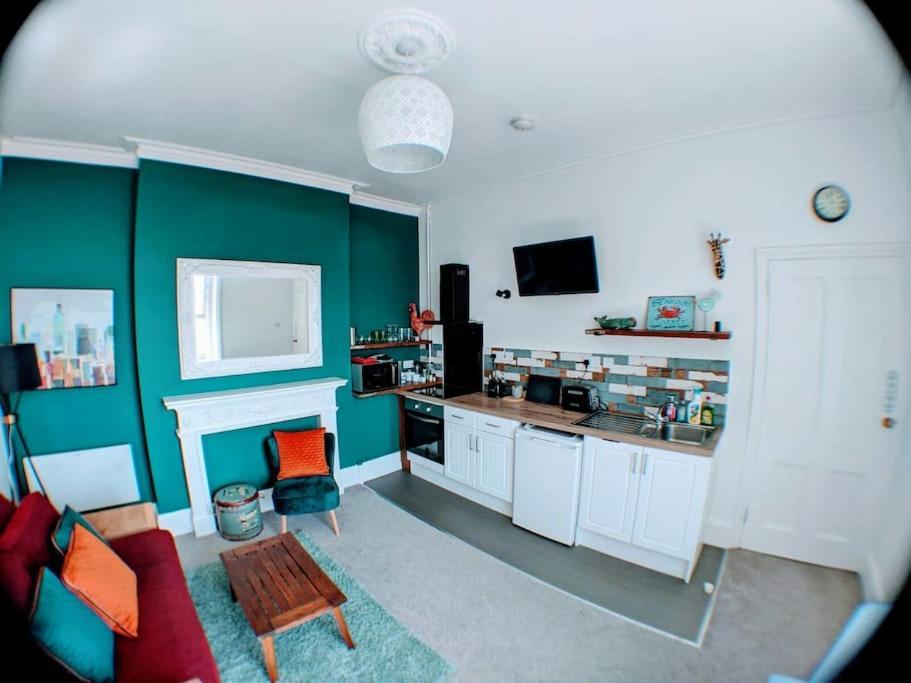 Victoria Boutique Lodge 'Stan" Sea View And Garden Apartment Ventnor Exterior photo