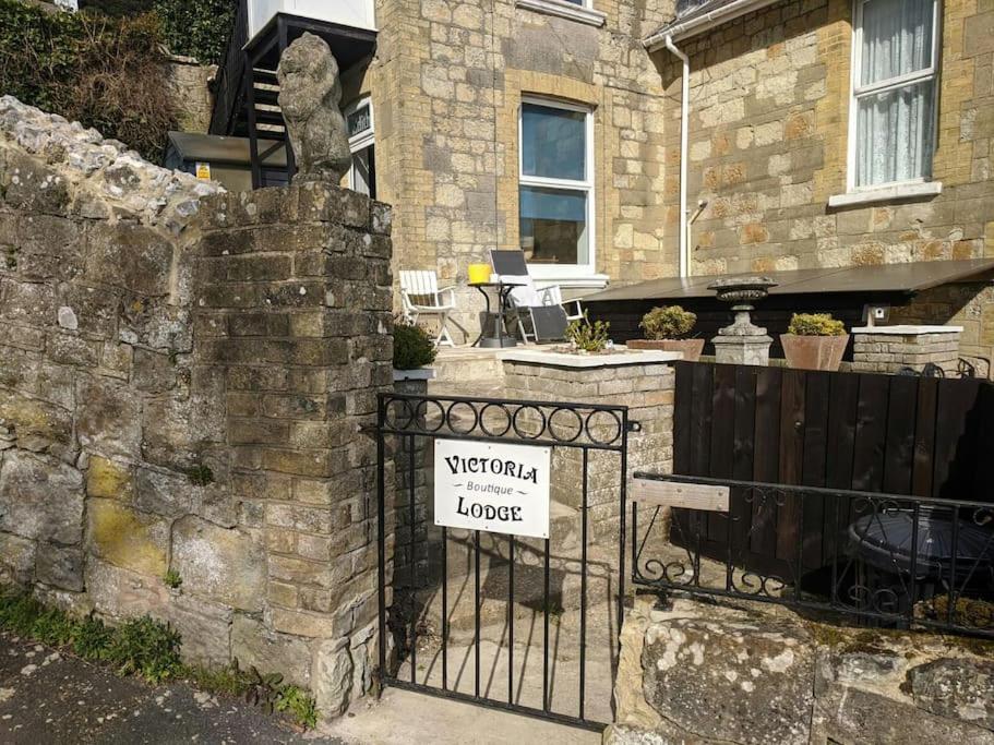 Victoria Boutique Lodge 'Stan" Sea View And Garden Apartment Ventnor Exterior photo
